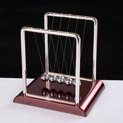 Variety of square Newton pendulum
