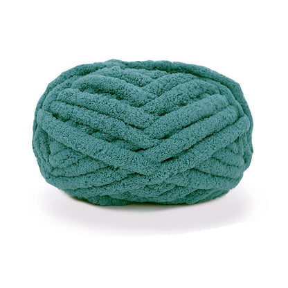 Yarn: Hand-knitted With Thick Yarns