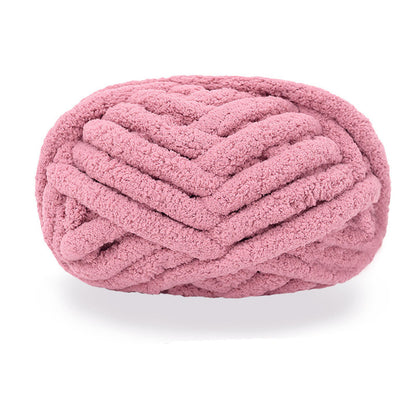 Yarn: Hand-knitted With Thick Yarns